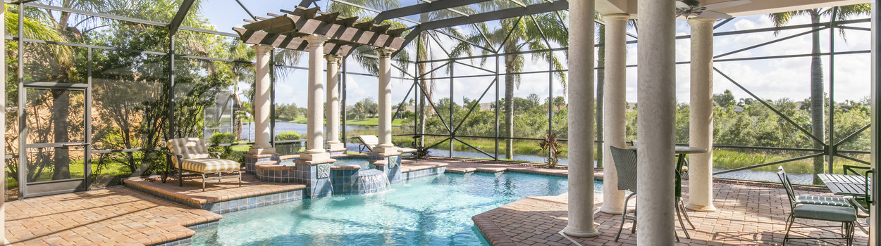 Outdoor living spa, pergola & pool