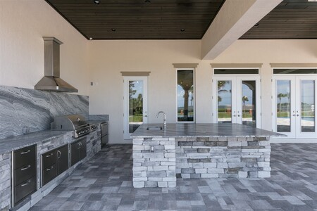 Merritt Island Waterfront Home - image