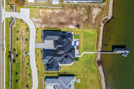 Custom-Built Home With Indian River Views - image