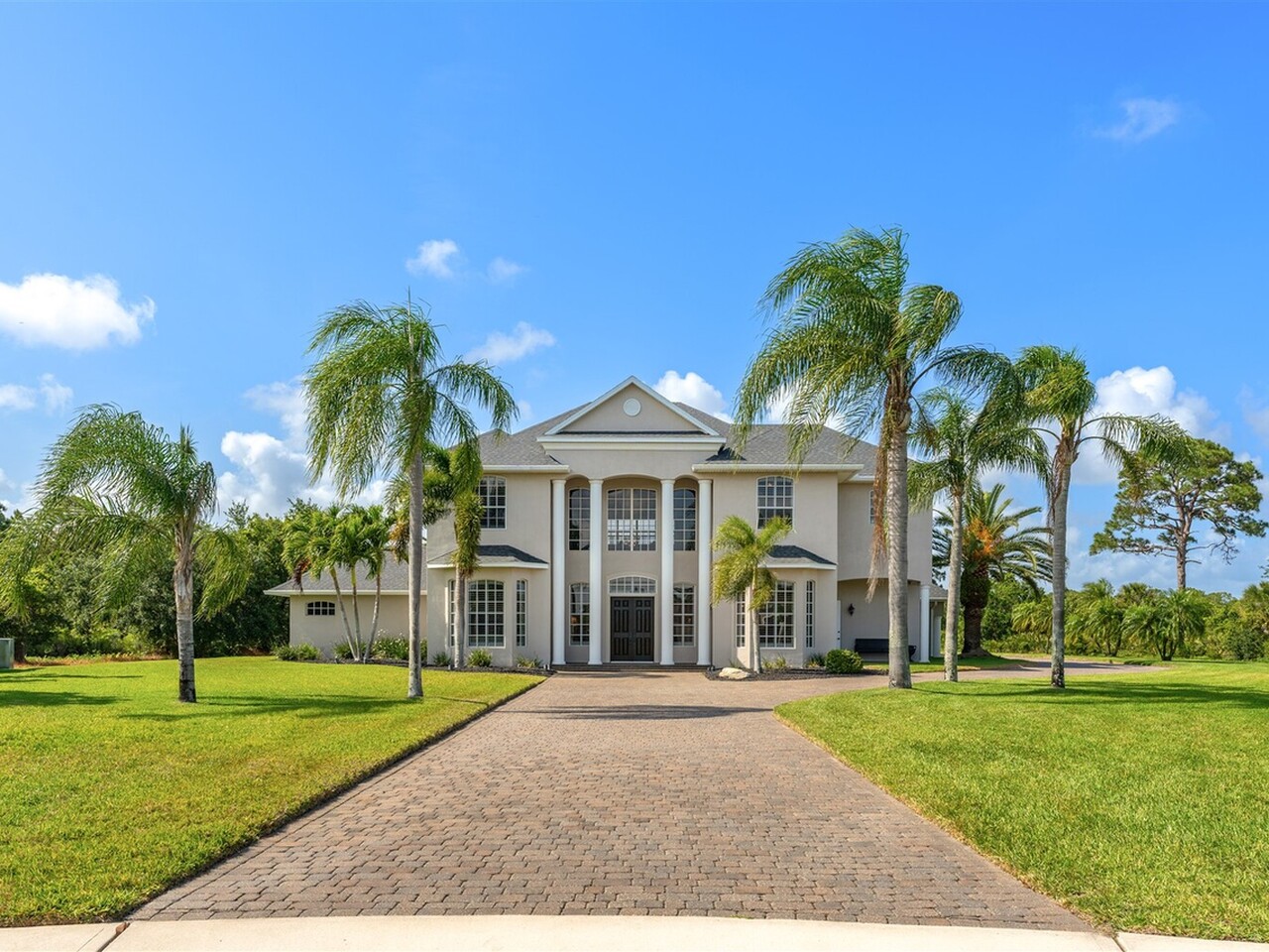 1028 Dowitcher Court