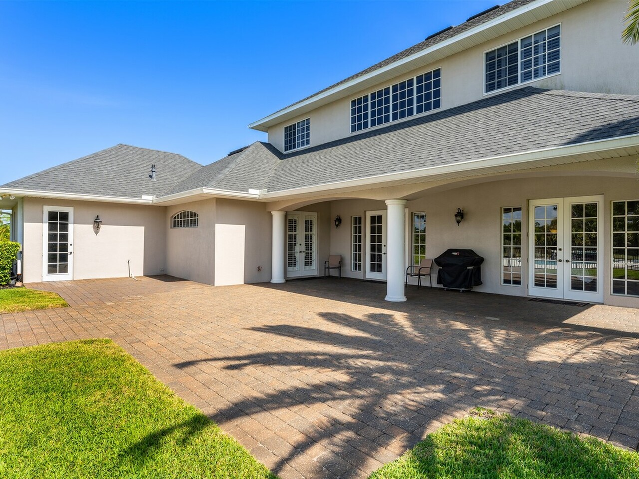 1028 Dowitcher Court