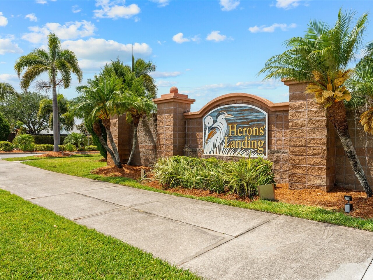1028 Dowitcher Court