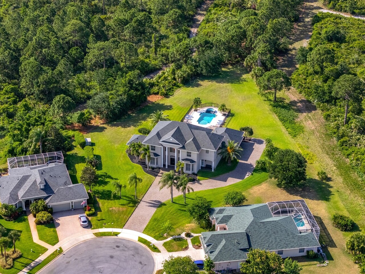 1028 Dowitcher Court