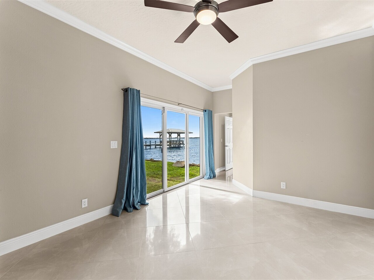 10285 S Tropical Trail