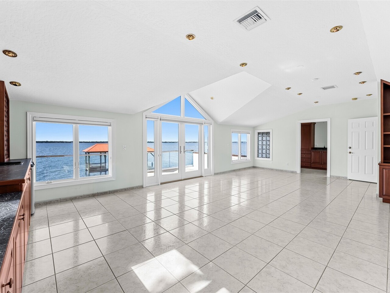 10285 S Tropical Trail