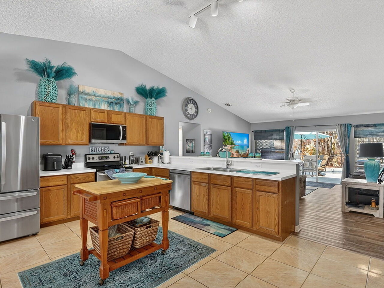 1040 Jacaranda Circle