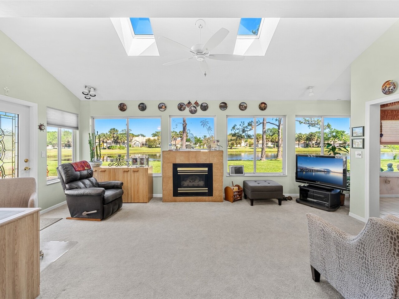 1072 Spanish Wells Drive