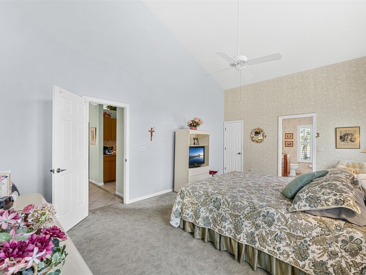 1072 Spanish Wells Drive