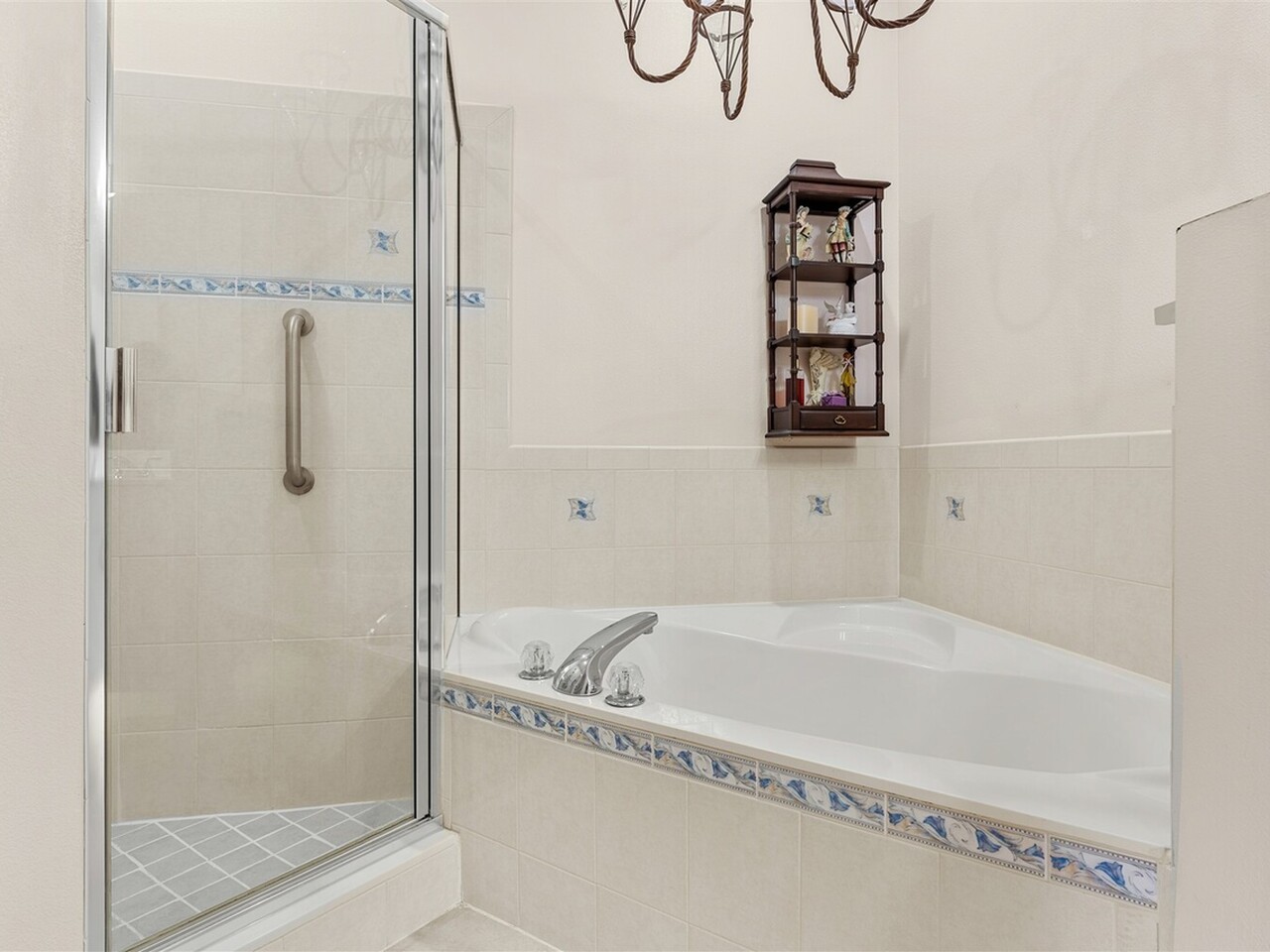 1120 Royal Fern Drive