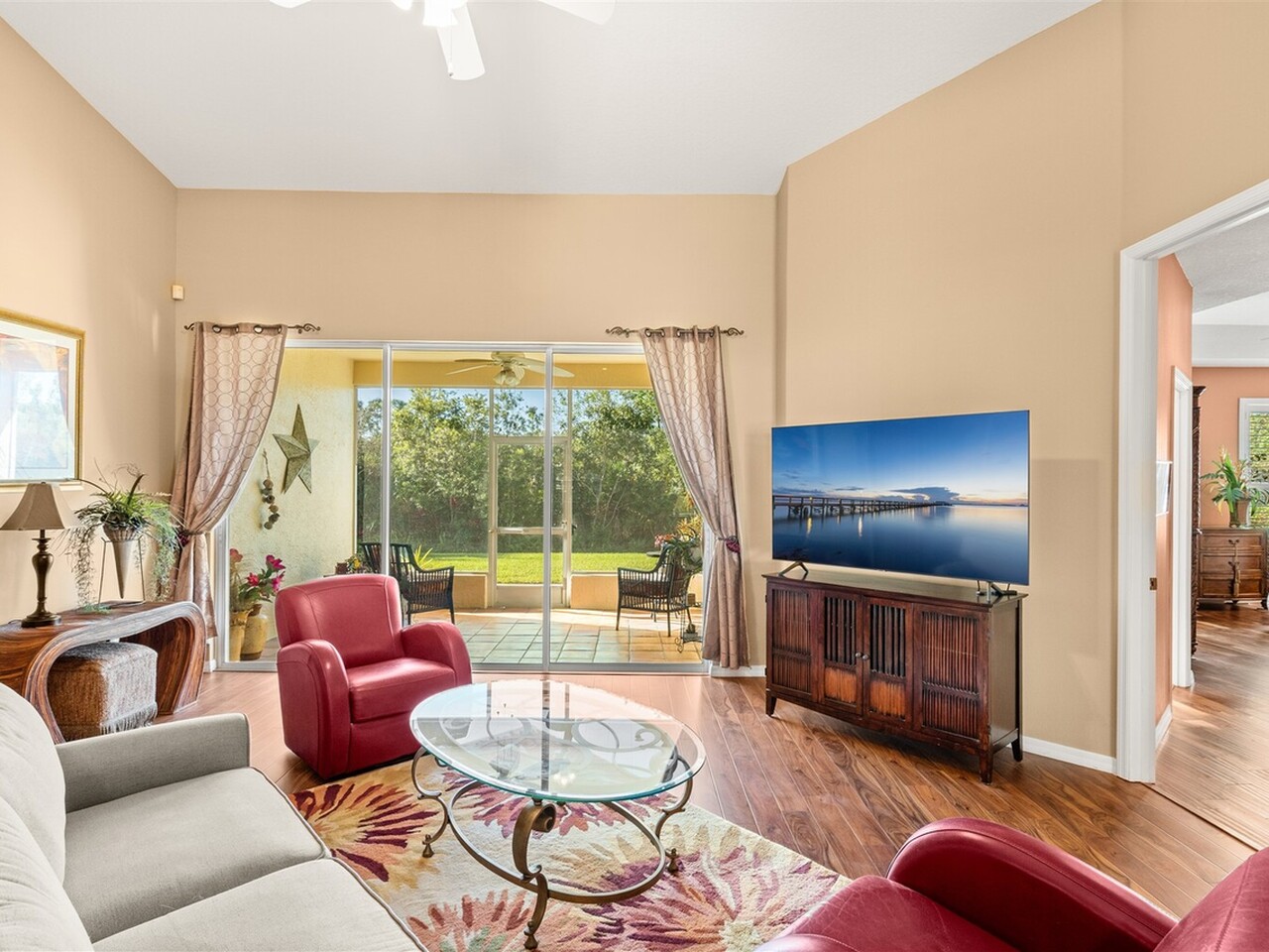 1193 Honeybee Lane
