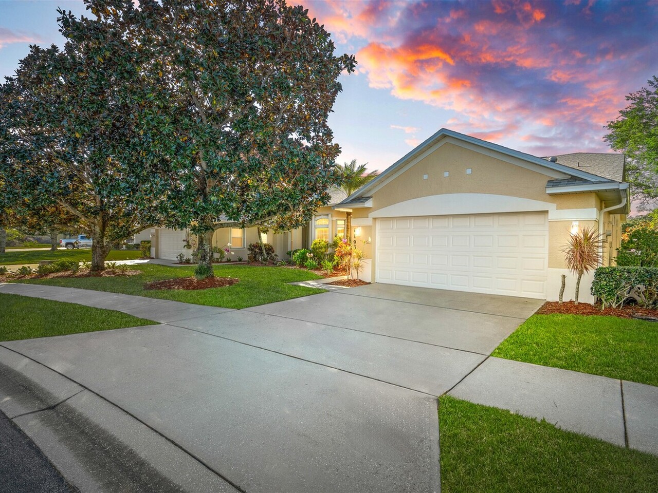 1193 Honeybee Lane