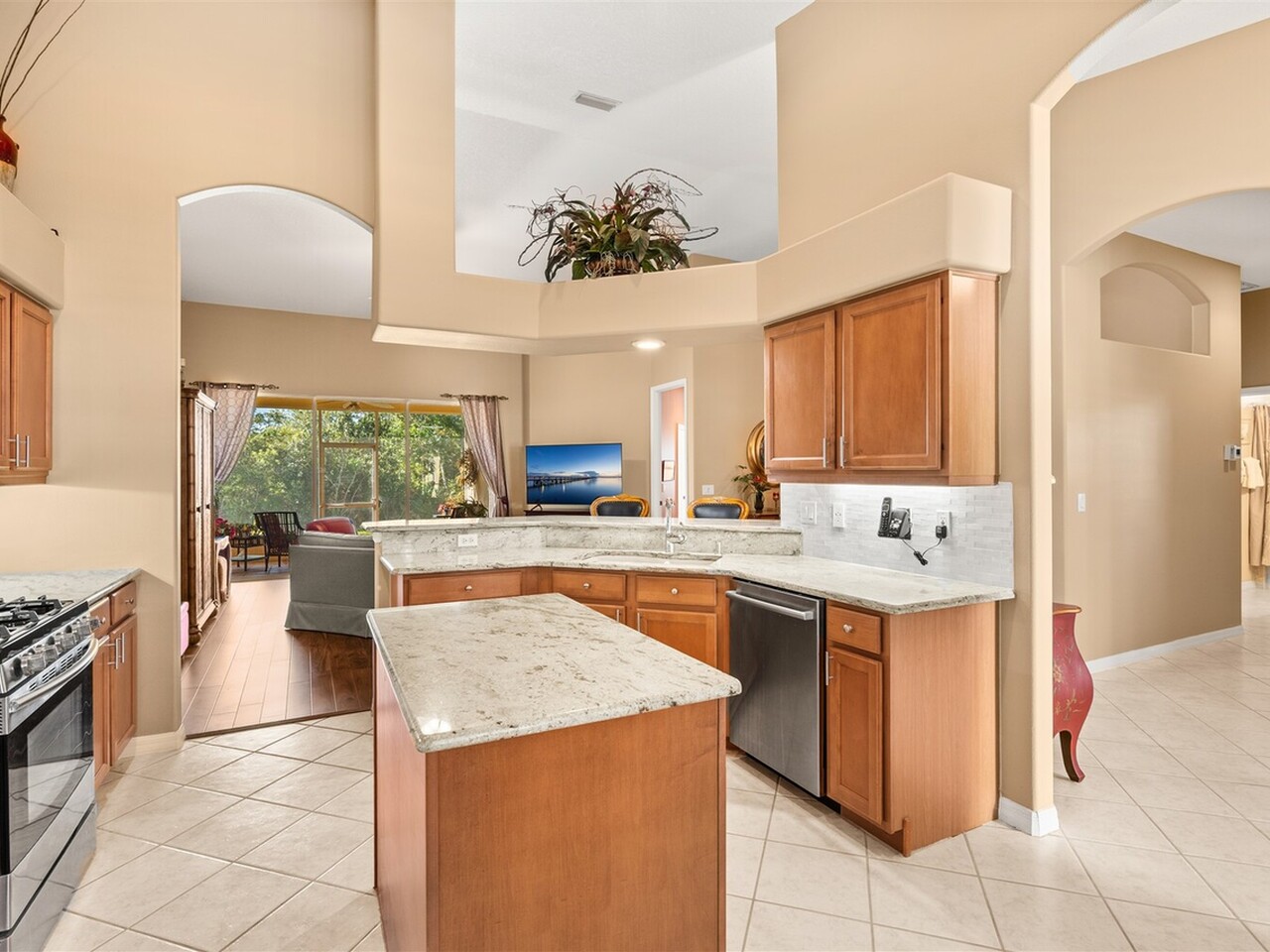 1193 Honeybee Lane