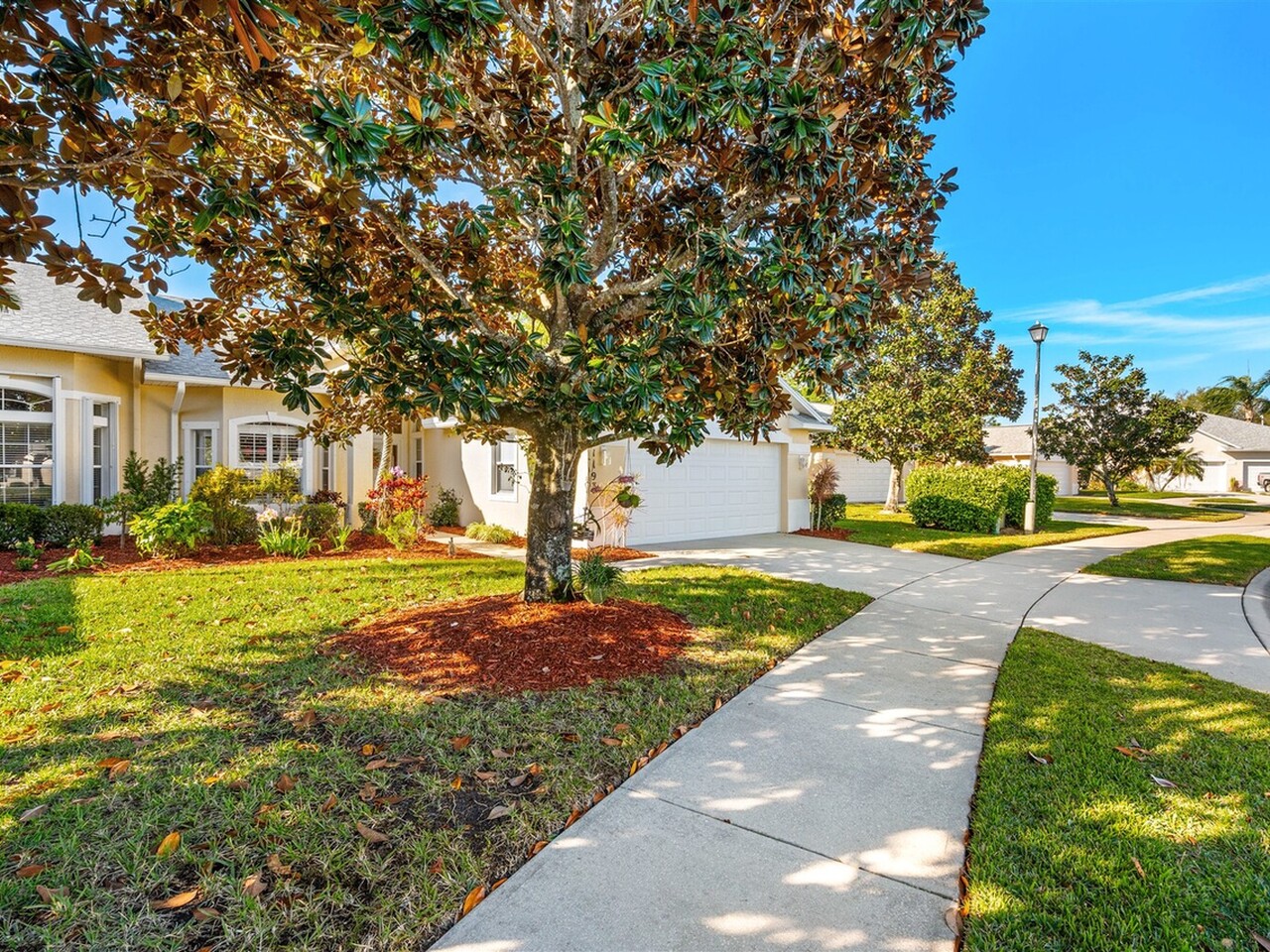 1193 Honeybee Lane