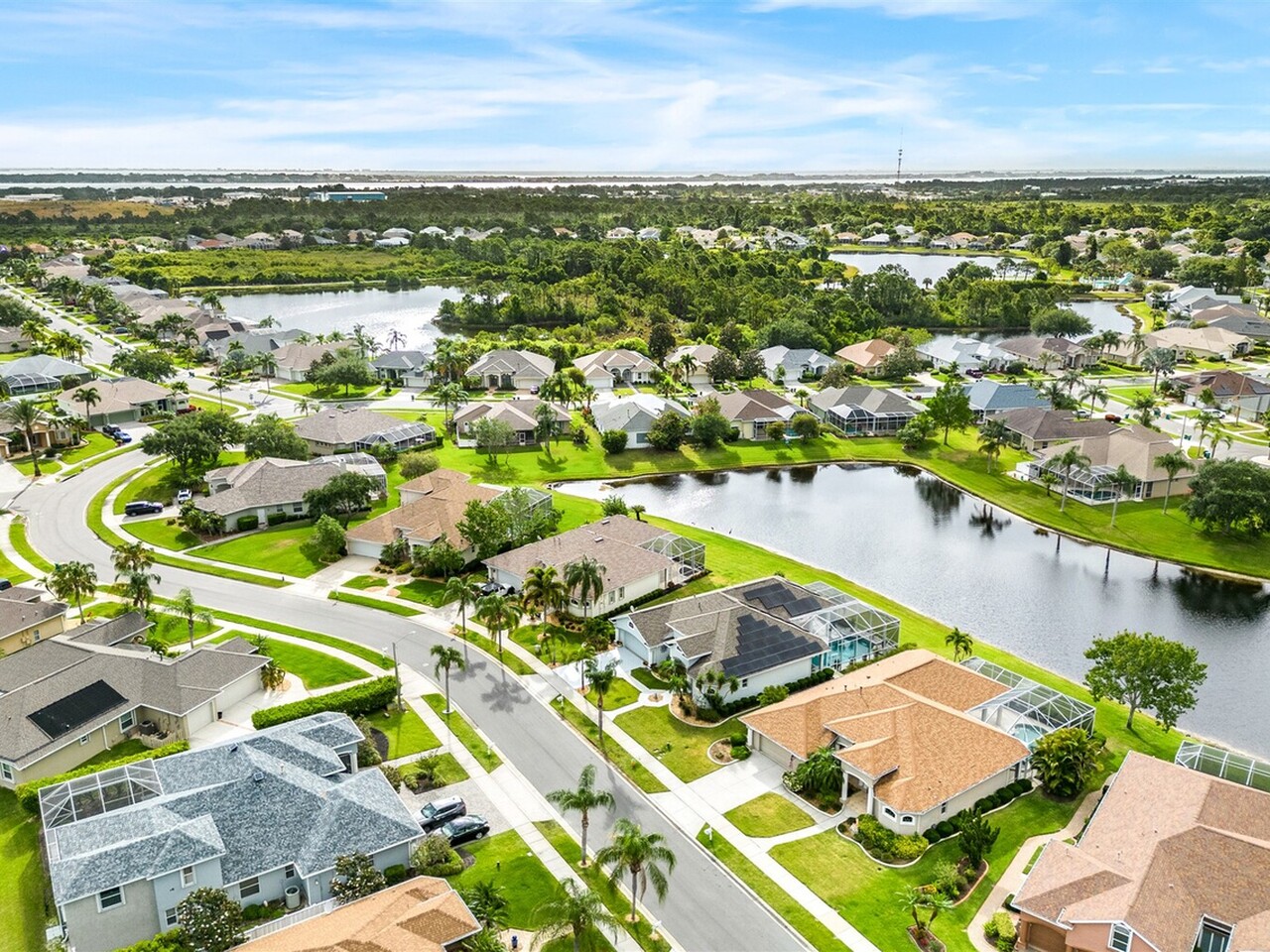 1210 Starling Way