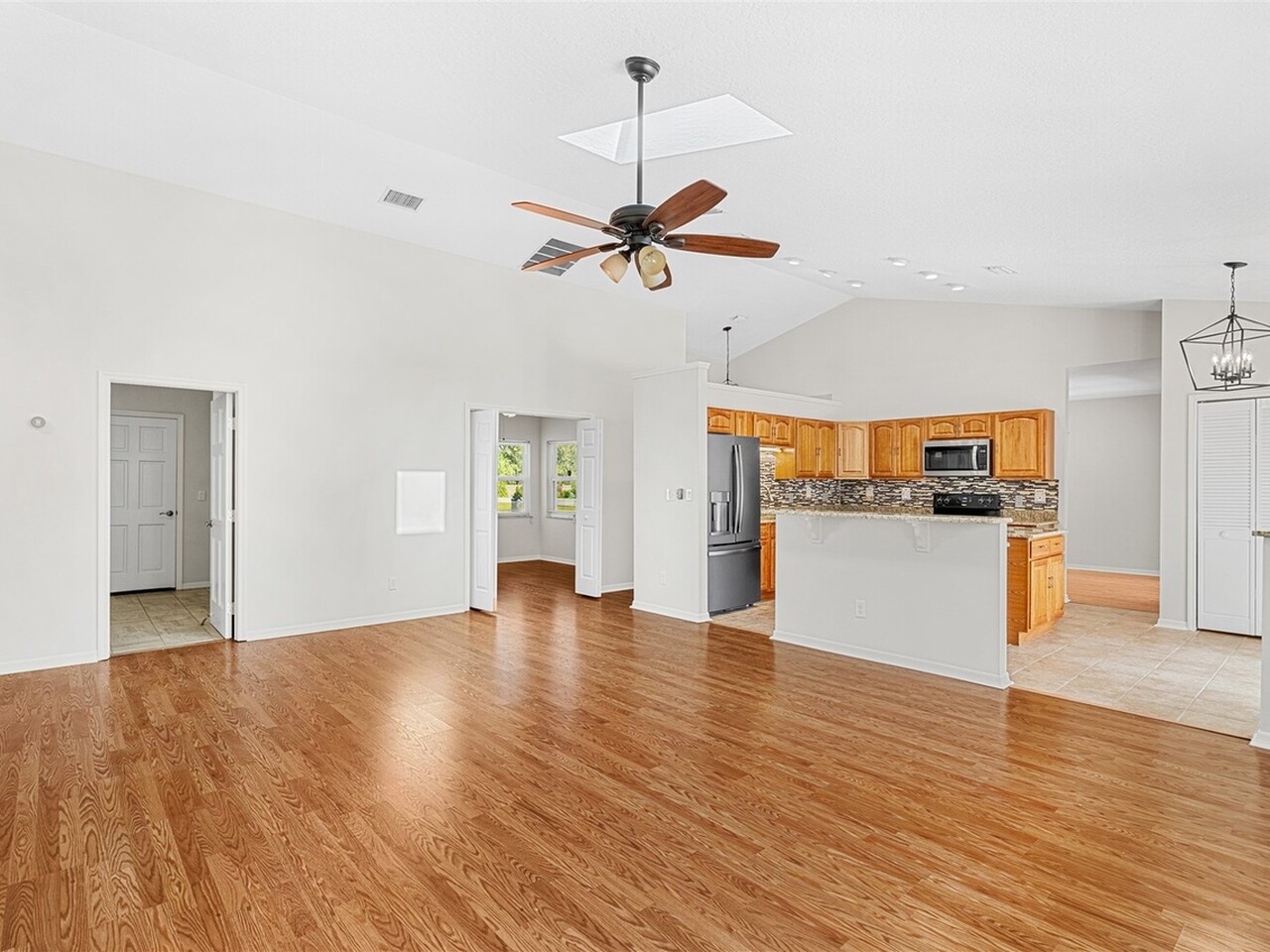 1235 Two Oaks Blvd.