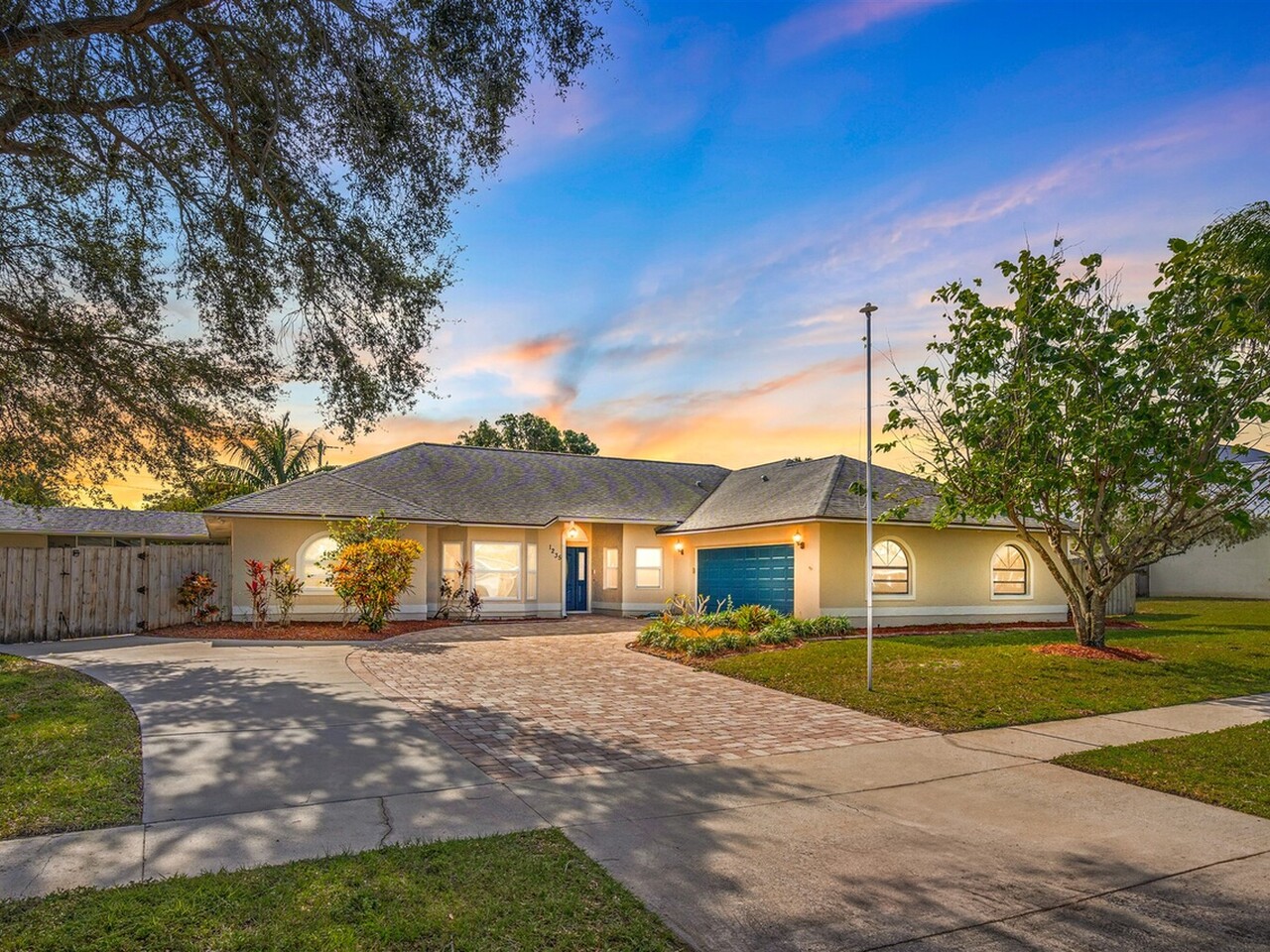 1235 Two Oaks Blvd.
