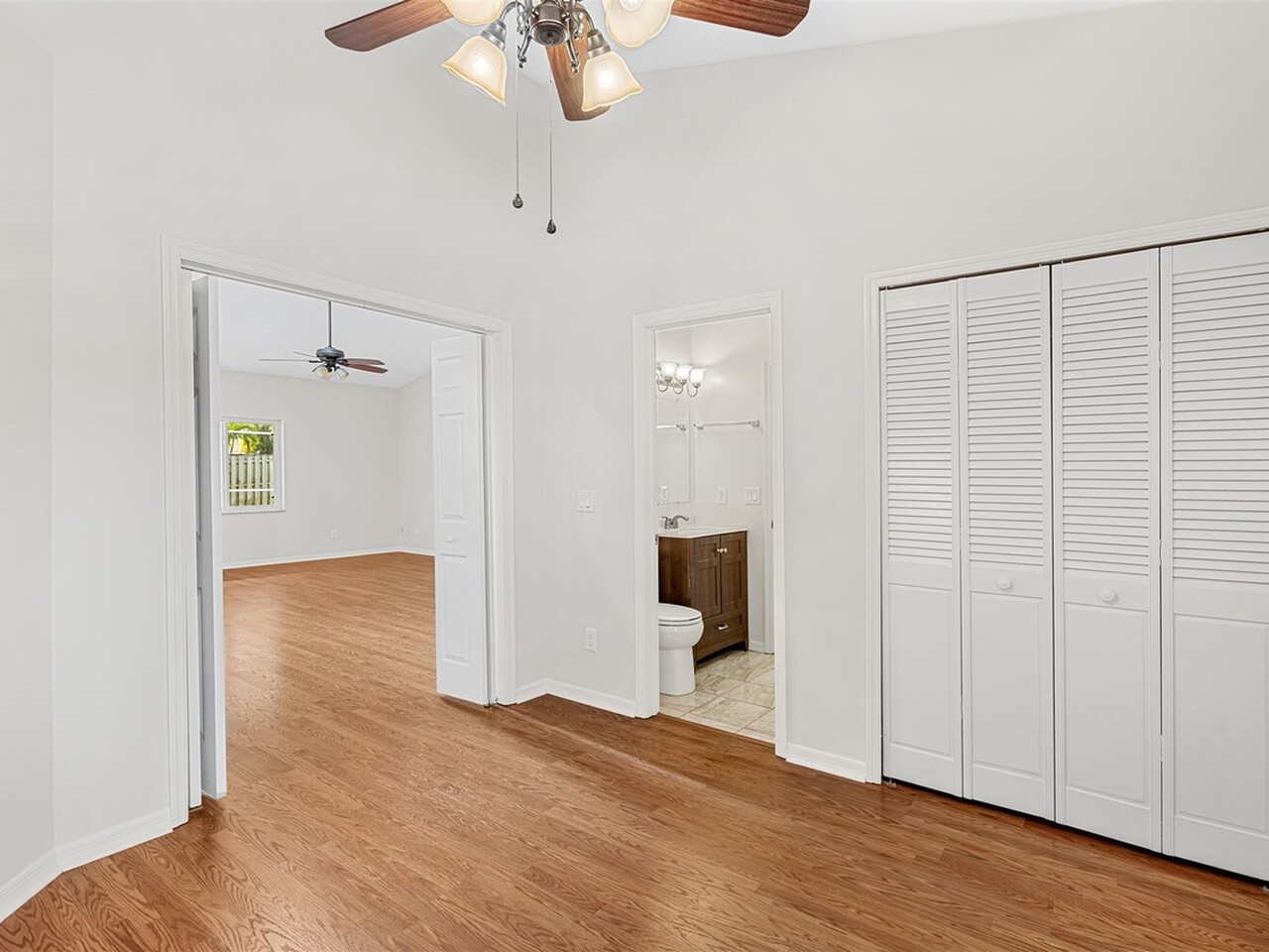 1235 Two Oaks Blvd.