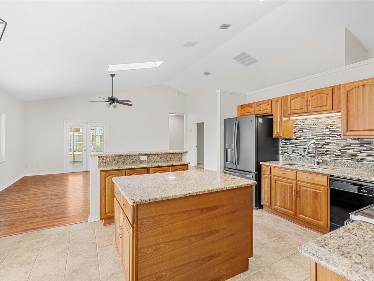1235 Two Oaks Blvd.