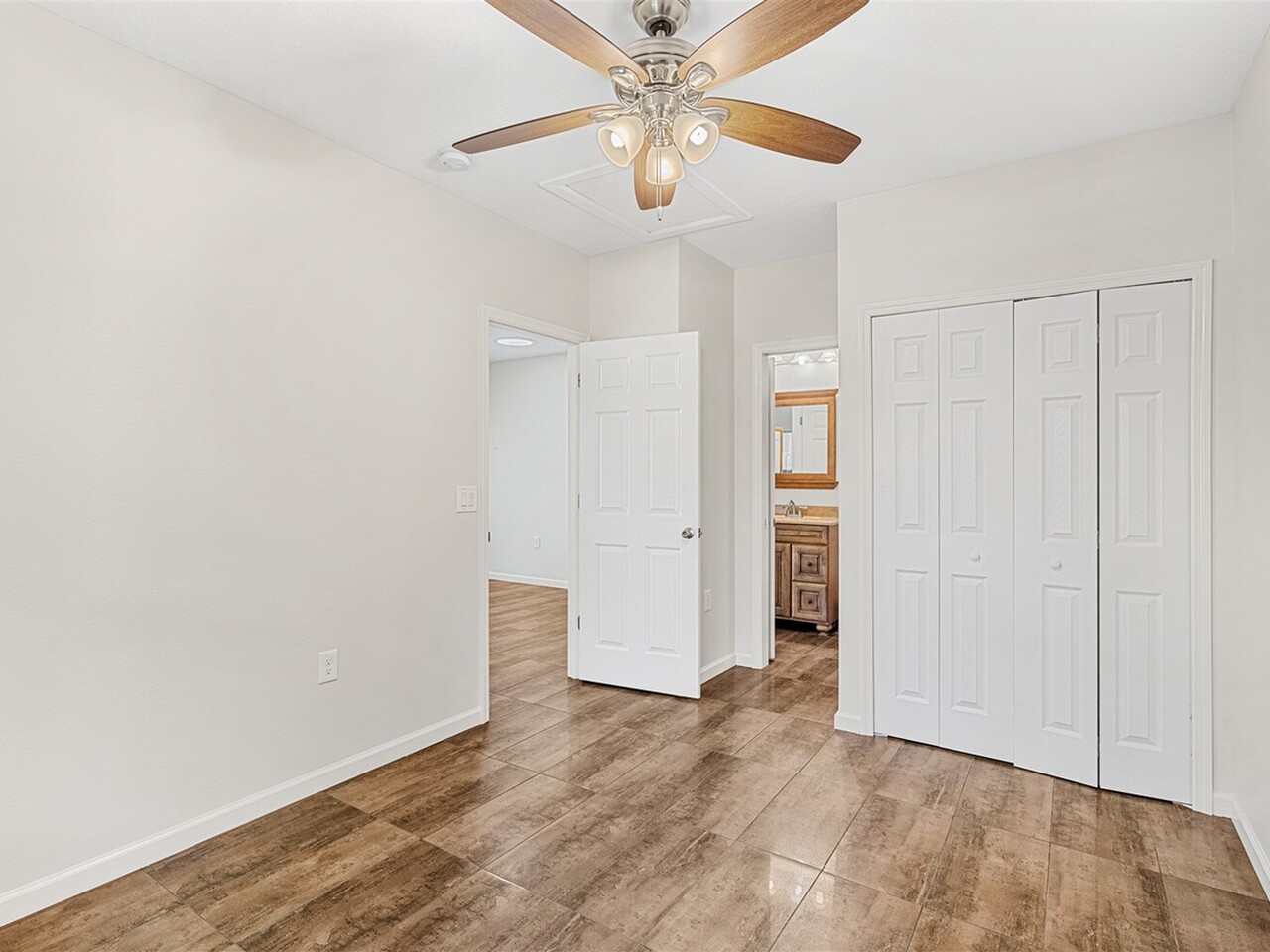 1235 Two Oaks Blvd.