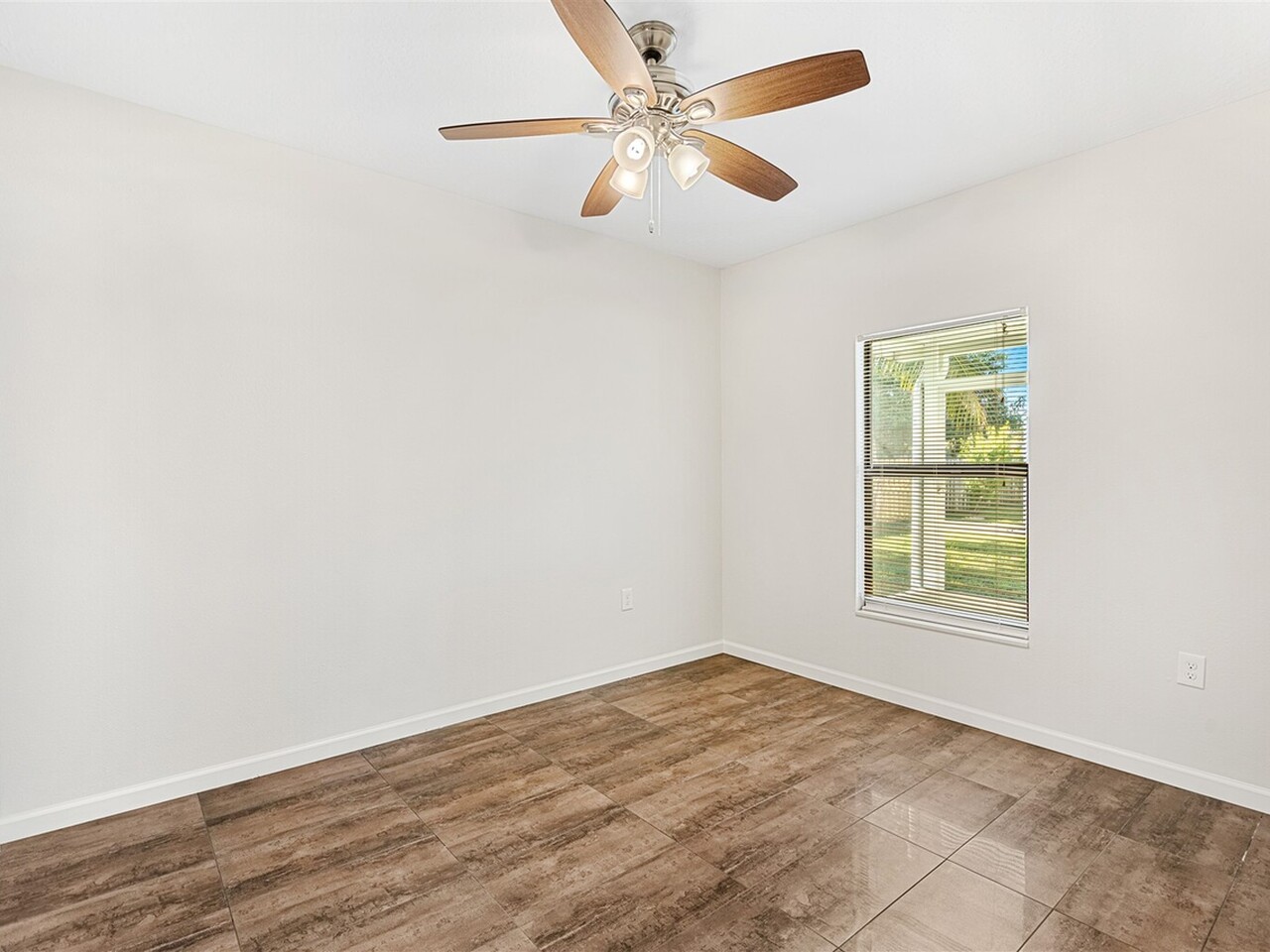 1235 Two Oaks Blvd.
