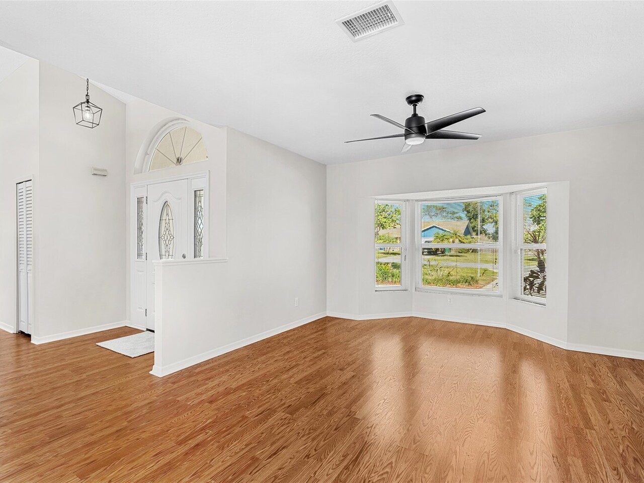 1235 Two Oaks Blvd.
