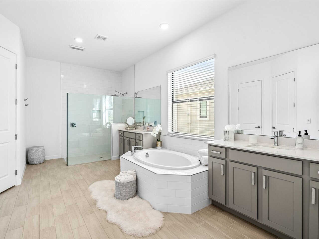 1243 Great Belt Cir.
