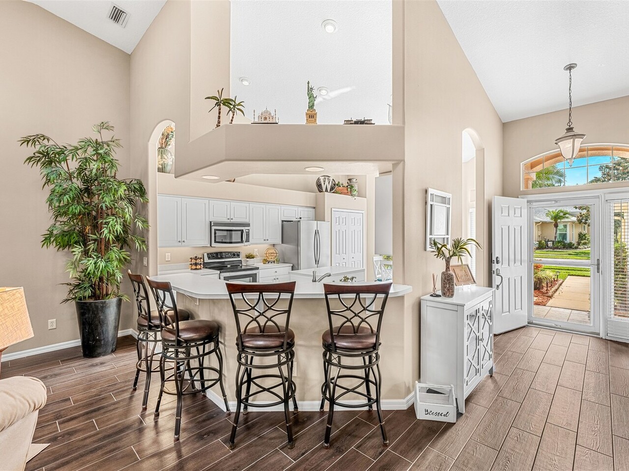 1290 Royal Fern Drive