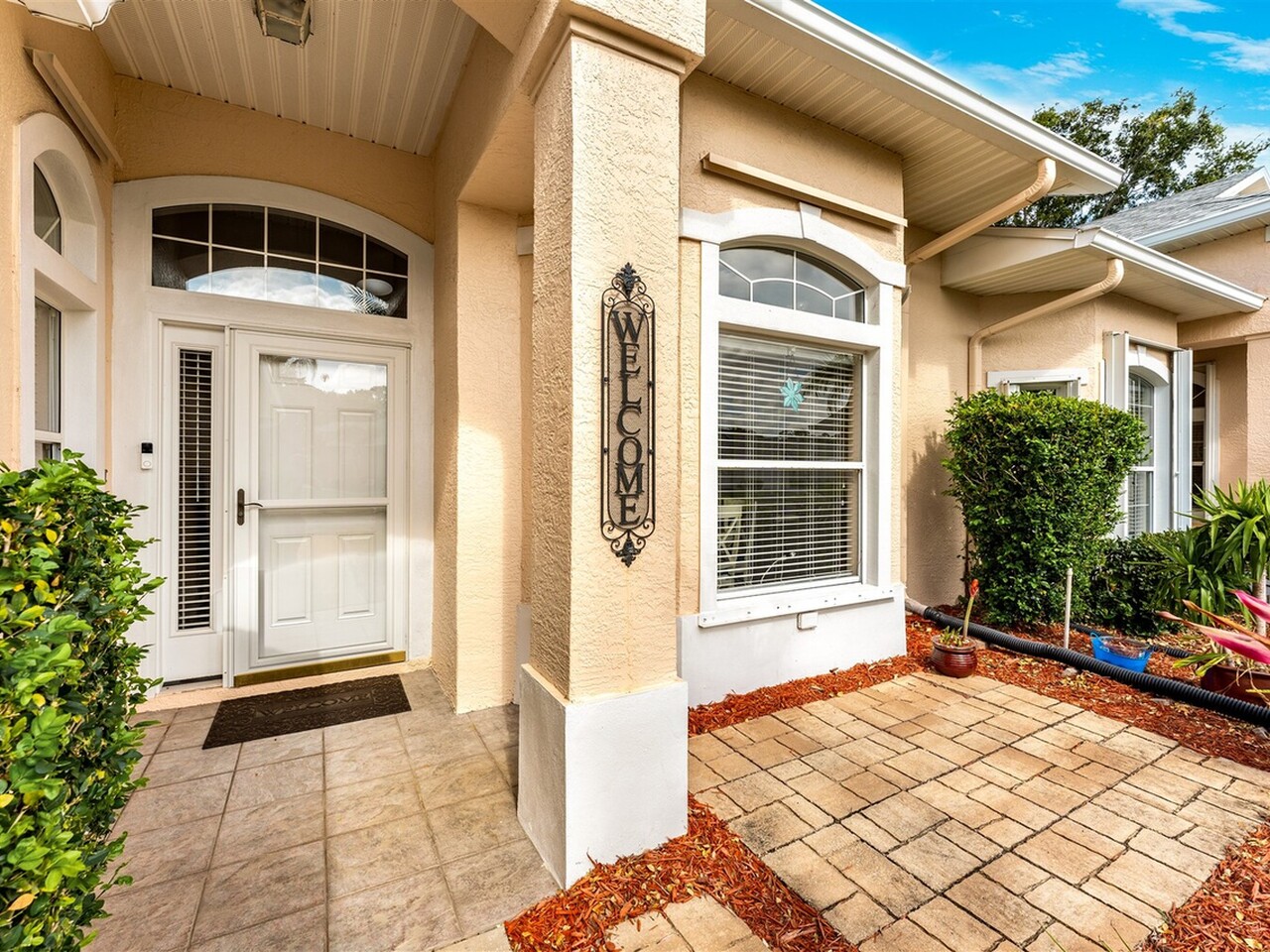 1290 Royal Fern Drive