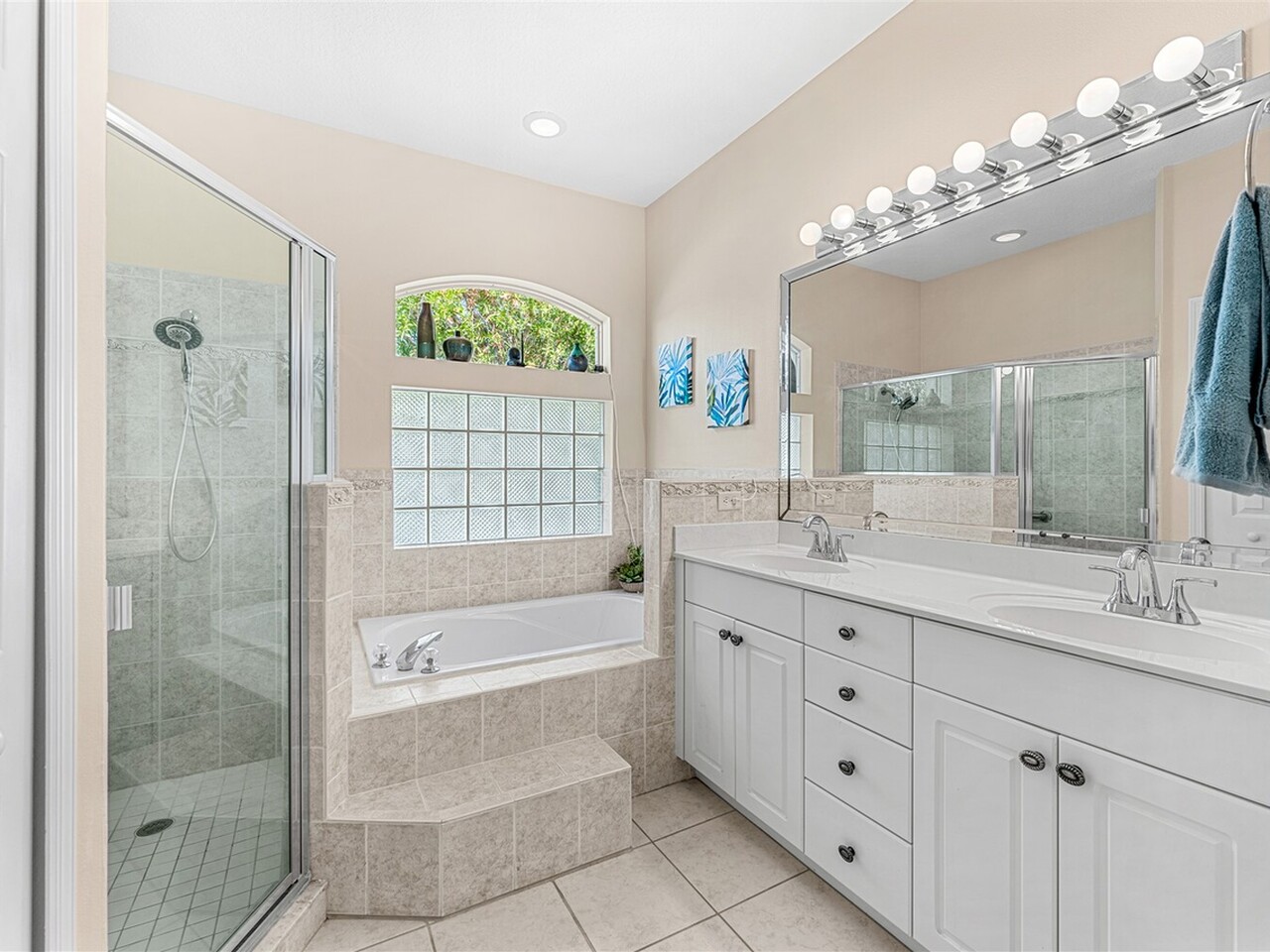 1290 Royal Fern Drive