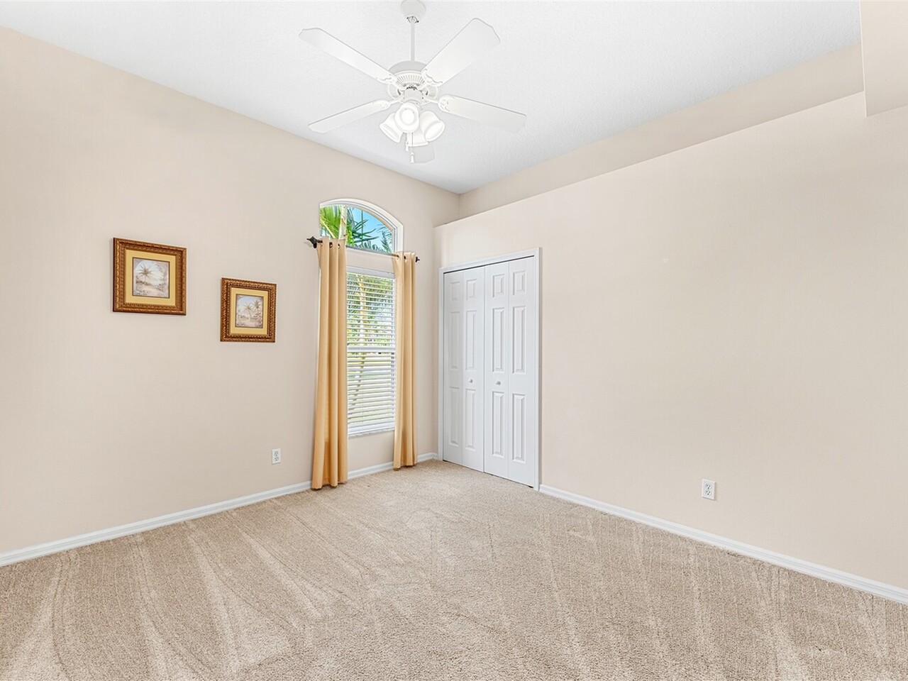 1290 Royal Fern Drive