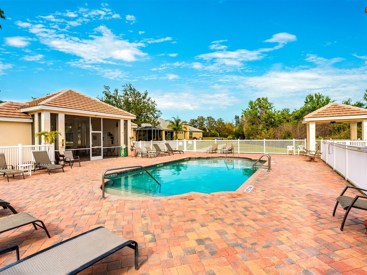 1290 Royal Fern Drive