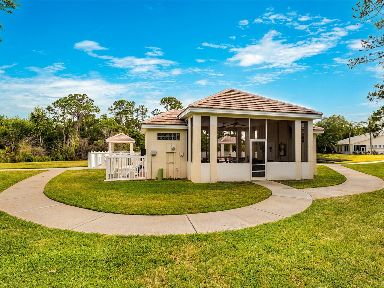 1290 Royal Fern Drive