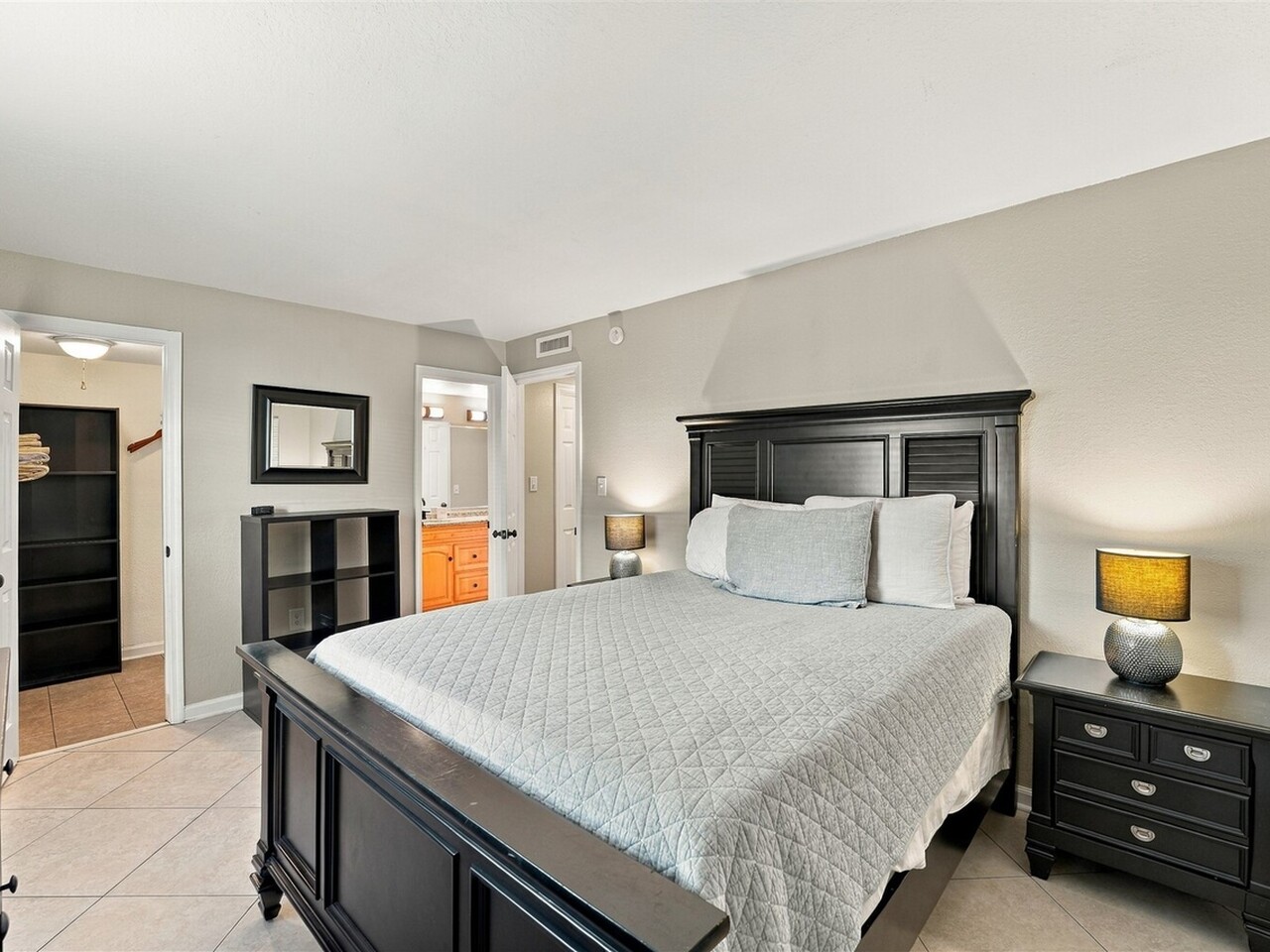 130 Roosevelt Avenue 106