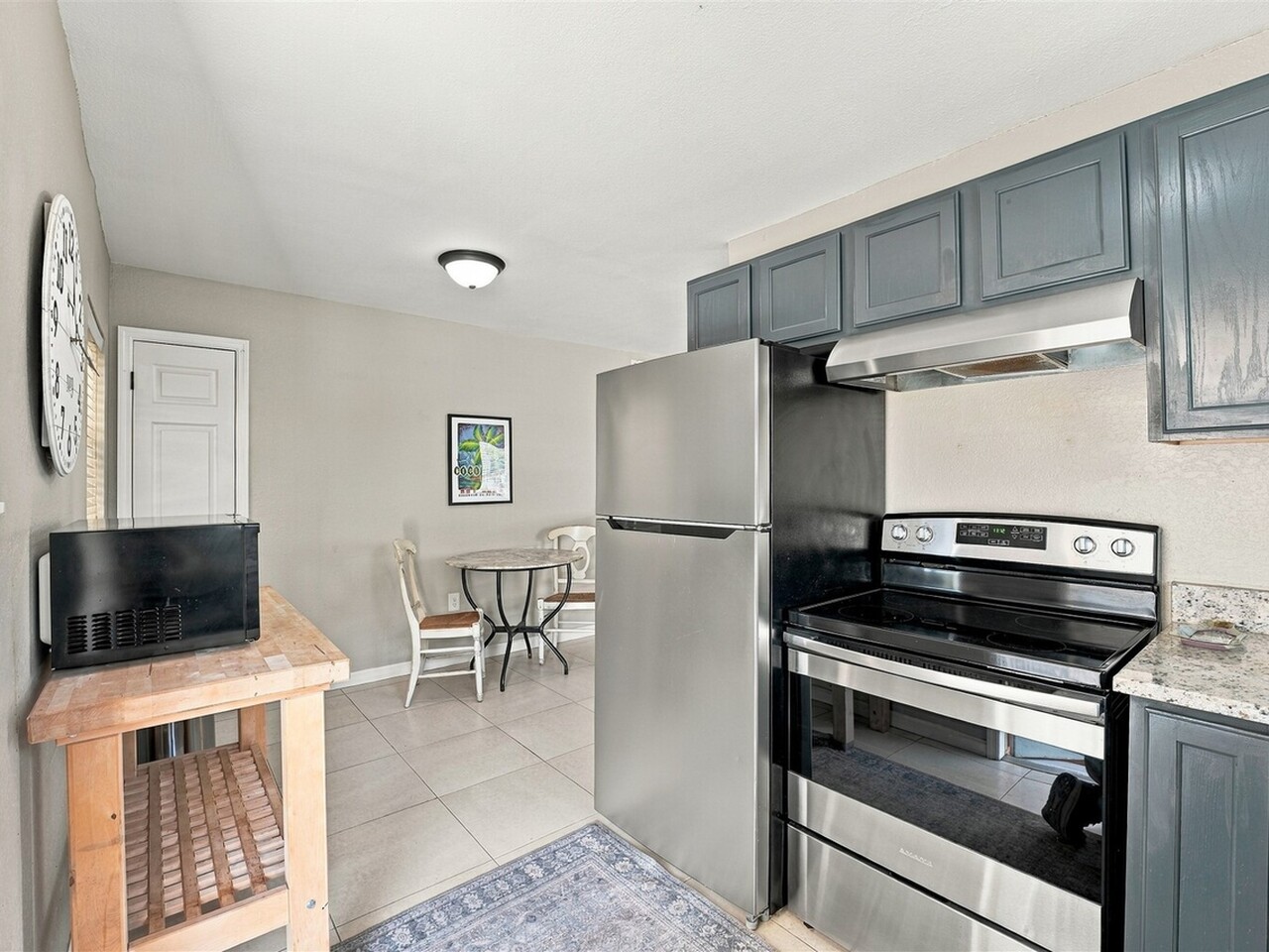 130 Roosevelt Avenue 106