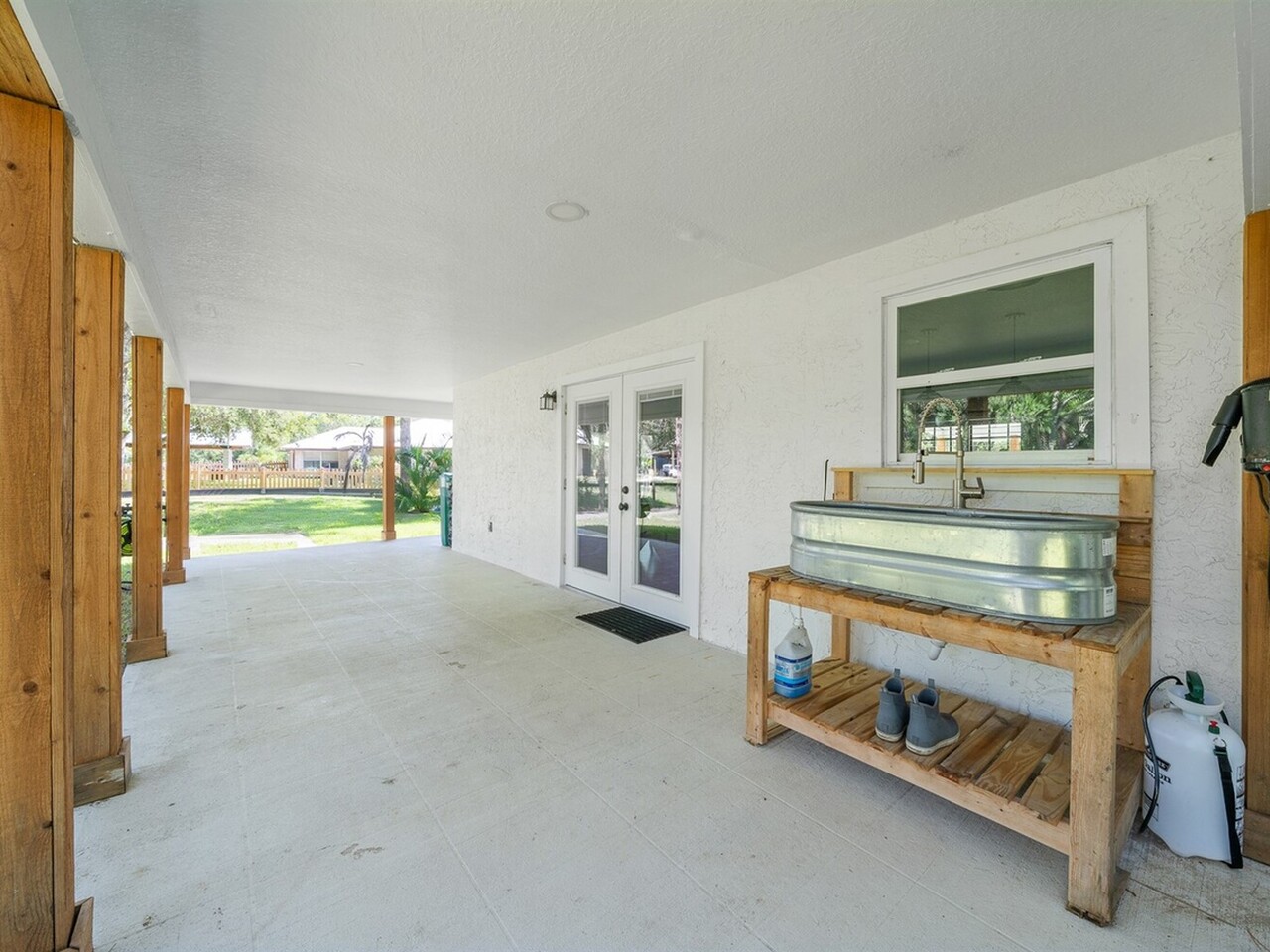 1325 Friday Road