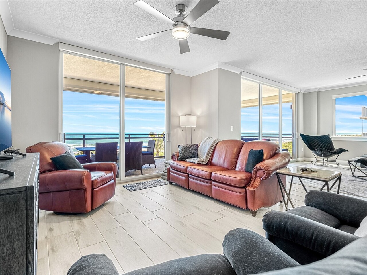 1625 N Highway A1A 202