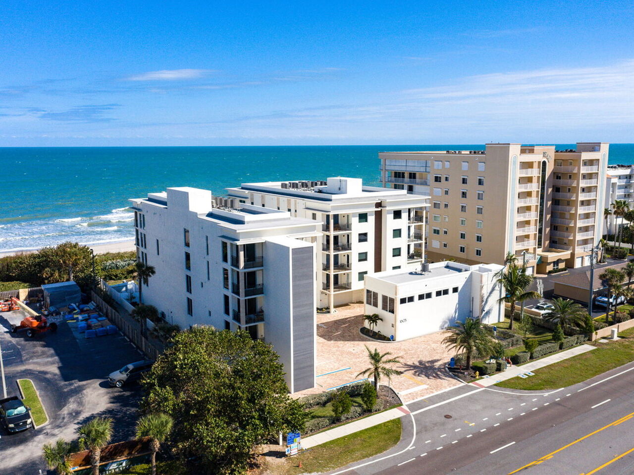 1625 N Highway A1A 401