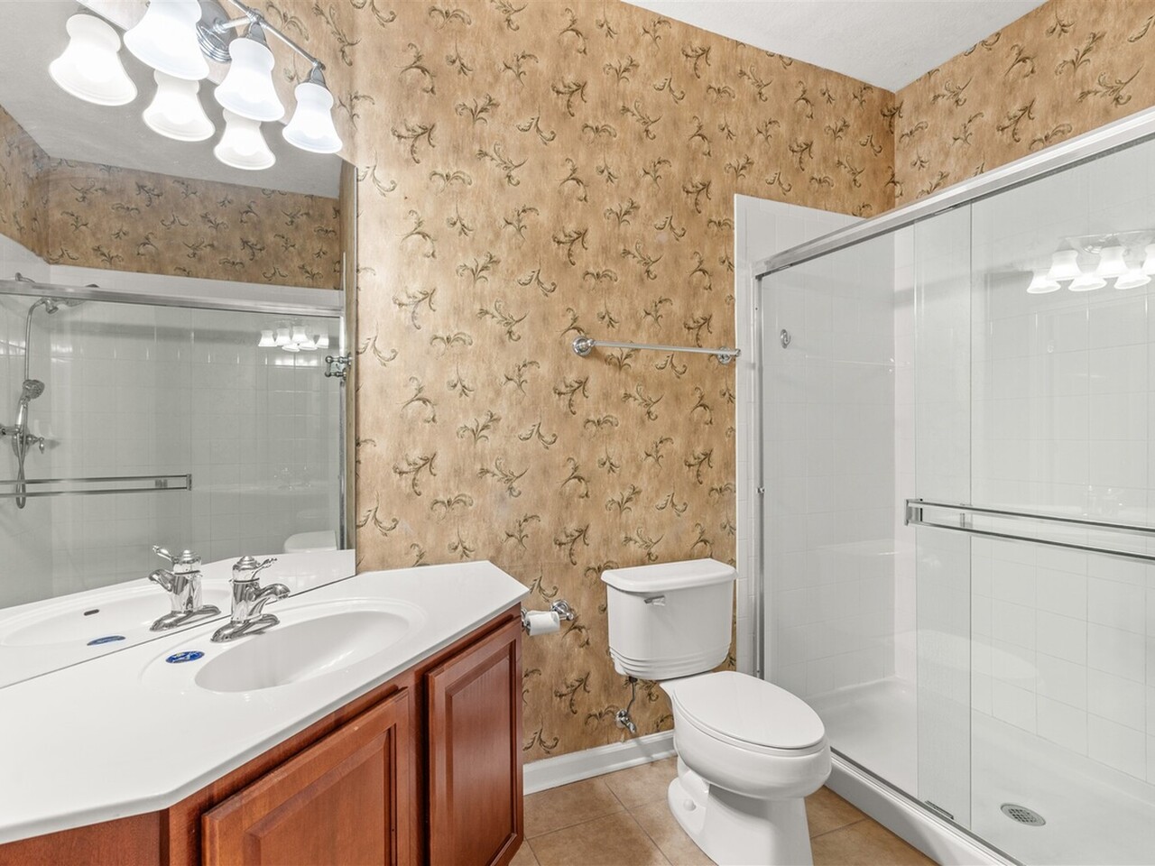 1626 Peregrine Circle #101