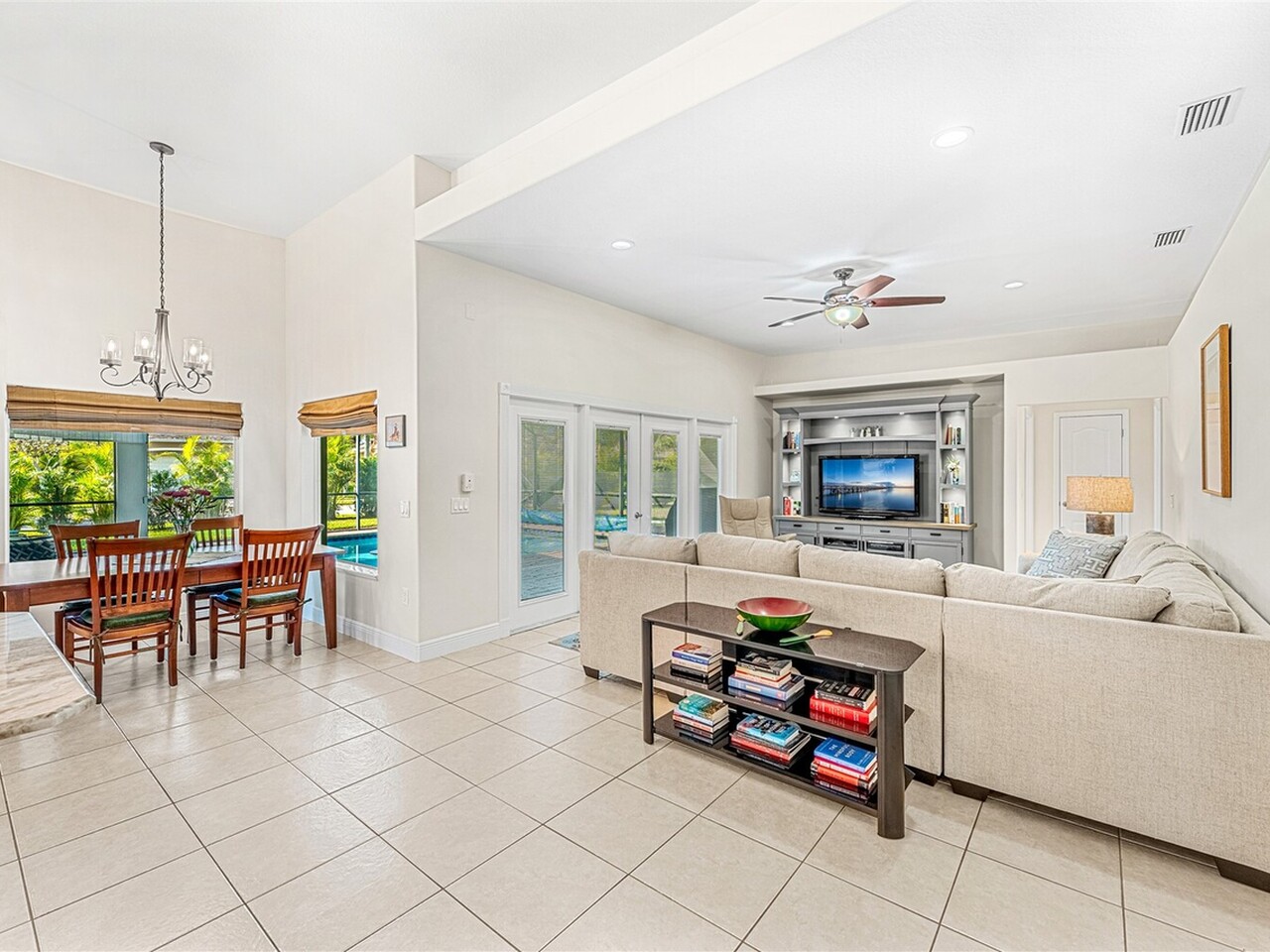 1697 E Auburn Lakes Dr. N