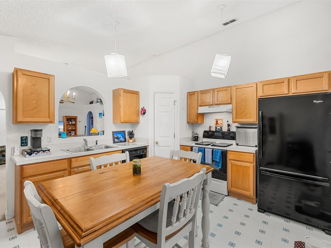 2047 Majestic Pine Court NE