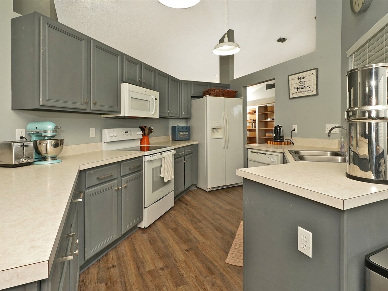 2076 Trevino Circle