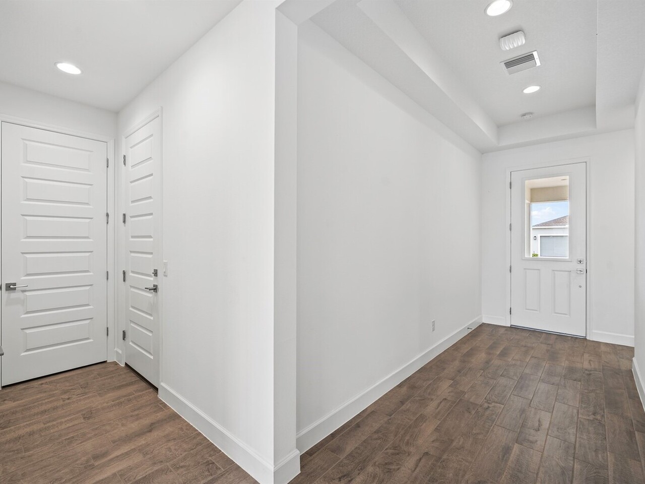 2226 Kamin Drive