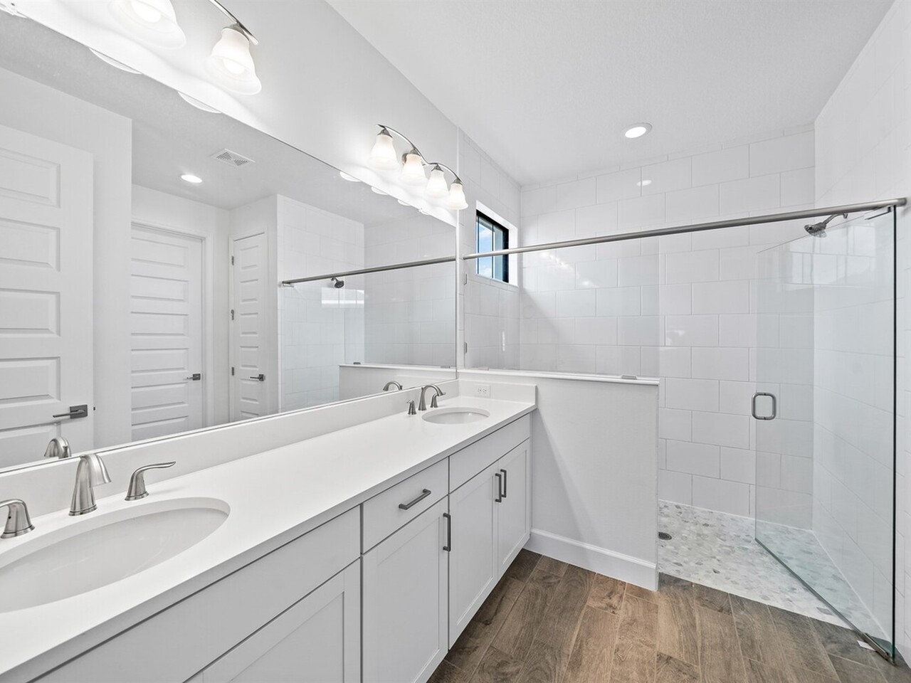 2226 Kamin Drive