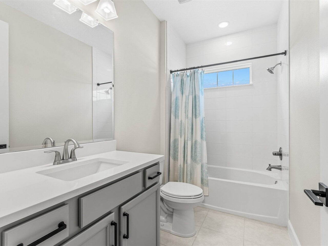 2714 Pelagornis Drive