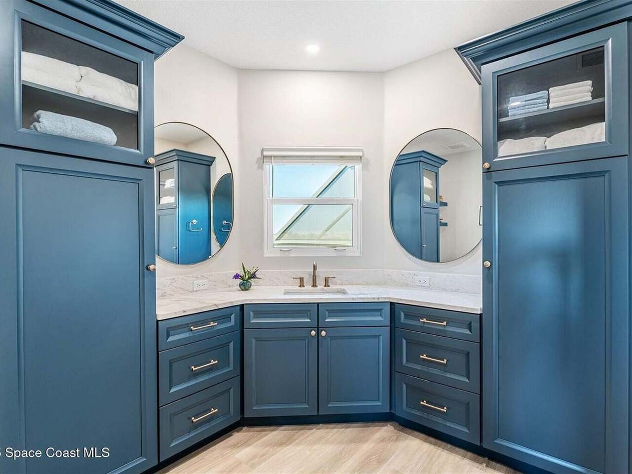 2803 Bellwind Circle