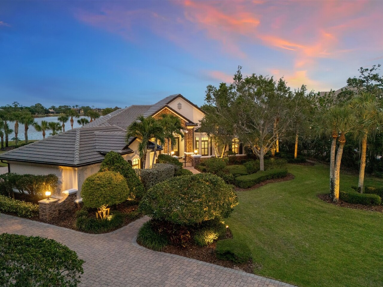 3233 Bellwind Circle