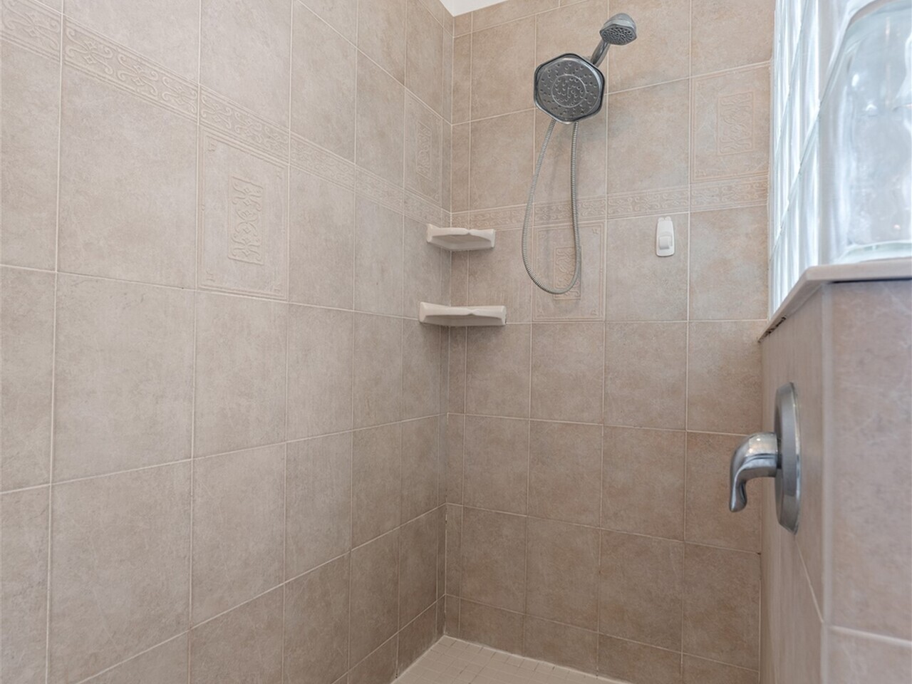 3433 Carambola Circle