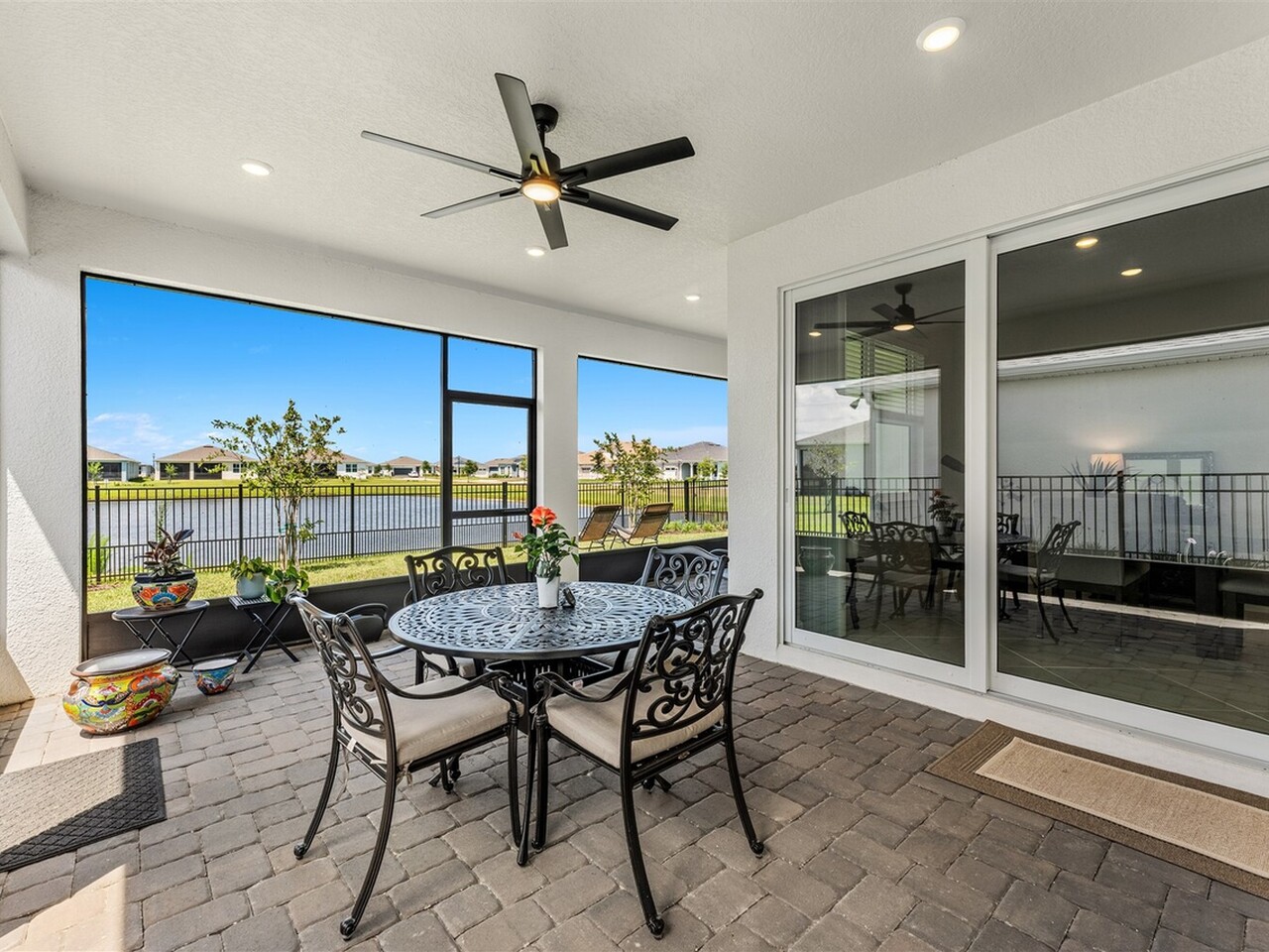 3582 Coastline Lane
