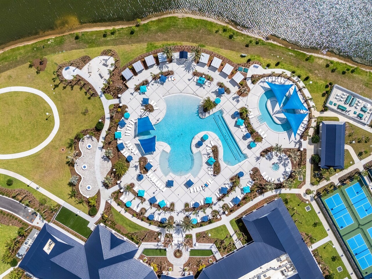 3582 Coastline Lane