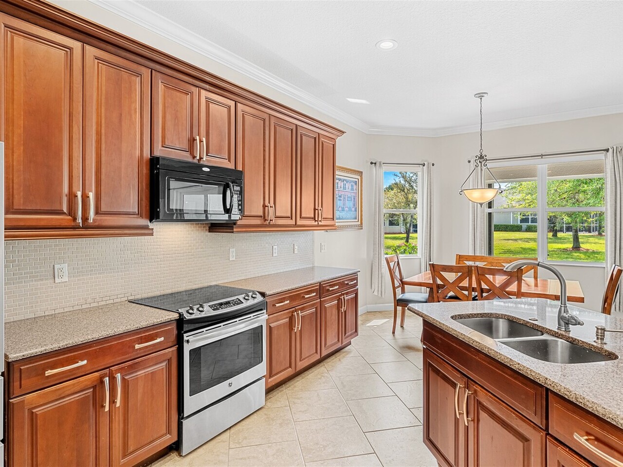 366 Gardendale Cir. SE